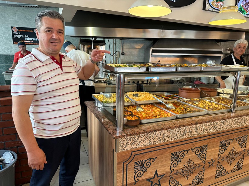 Balıkesir Lokantalarında Yaz Trendi Karışık Zeytinyağlı Sebze Tabağı İlgi Görüyor