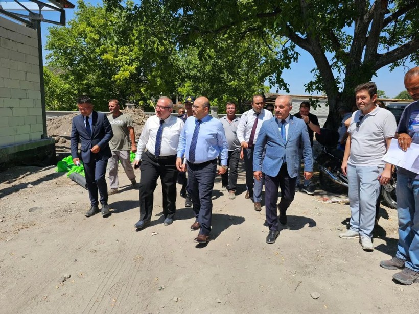 Vali Ustaoğlu ve İl Milli Eğitim Müdürü Murat Demir’den Okul İnşaatına İnceleme