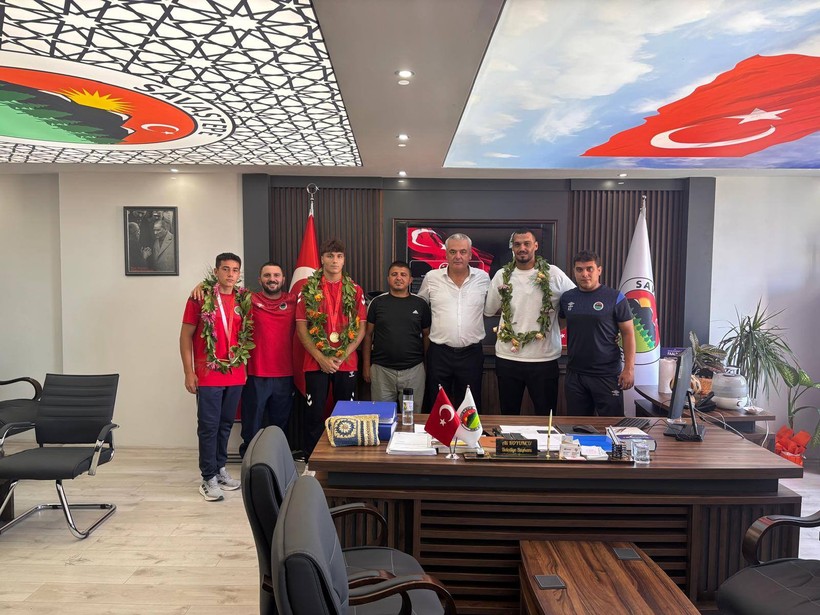 Savaştepe’de Pehlivanlara Gurur Dolu Karşılama 