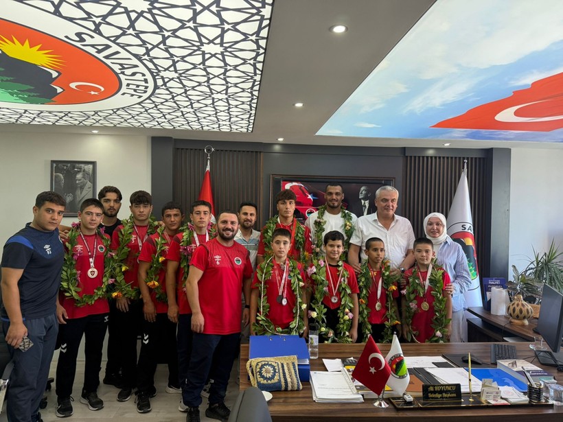 Savaştepe’de Pehlivanlara Gurur Dolu Karşılama 