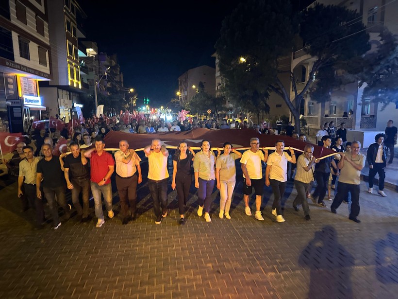 Burhaniye’de 15 Temmuz Anlamlı Etkinliklerle Anıldı 