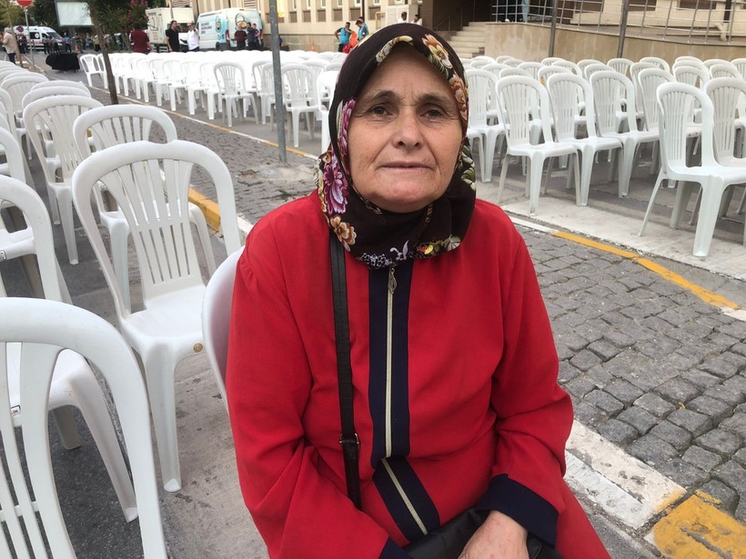Balıkesir’de 15 Temmuz Nöbeti: “Vatan İçin Ayağa Kalktık”