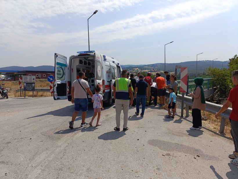  Susurluk’ta Çift Taraflı Trafik Kazası! 