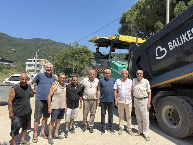 Başkan Karışık: “Ocaklar’da Asfaltlanmamış Yol Kalmayacak!”