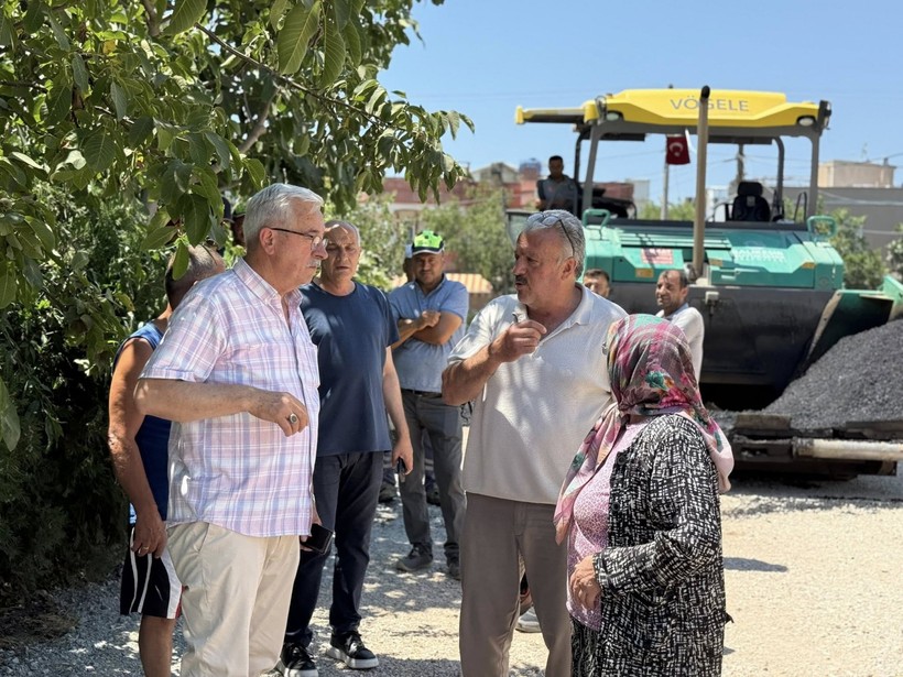 Başkan Karışık: “Ocaklar’da Asfaltlanmamış Yol Kalmayacak!”