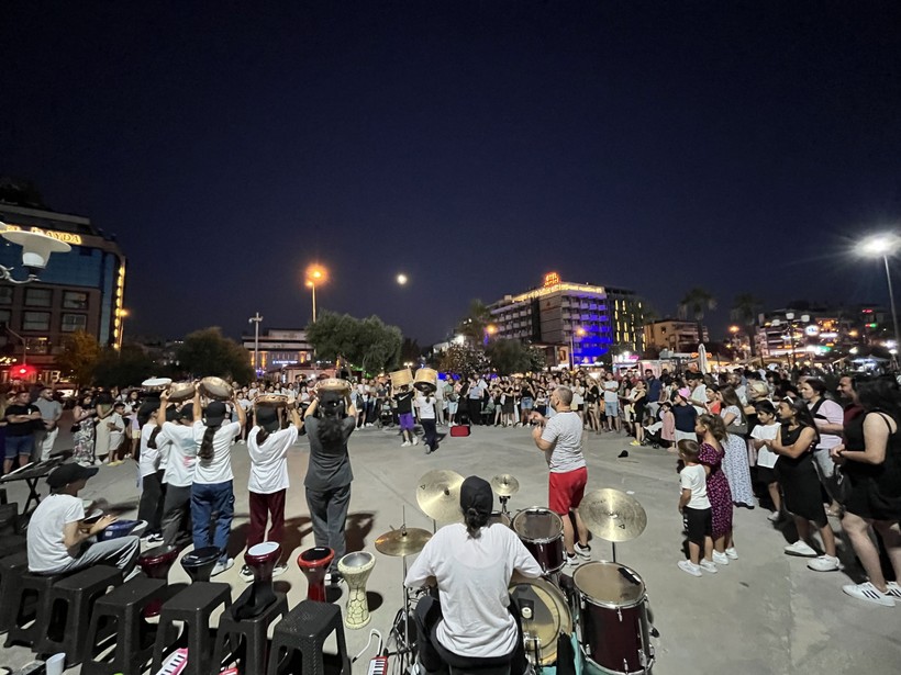 13 Yıllık Proje, 1000 Konserle Taçlandı 