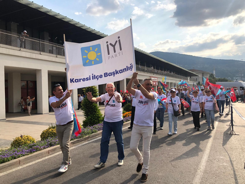  Karesi’den Bursa’daki “Birinci Vazifen” Mitingine  Katılım!
