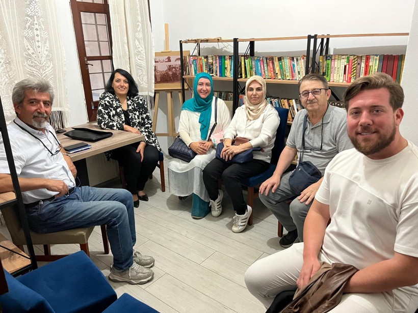 Balıkesir Yazarlar ve Şairler Derneği Başkanı Fatma Yaşar Oldu - 4. resim