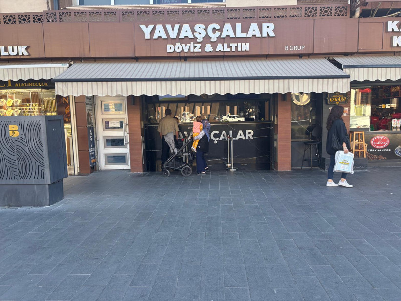 Dolar 42 TL’yi Aştı! Güncel Döviz ve Altın Fiyatları Rekor Kırıyor - 2. resim
