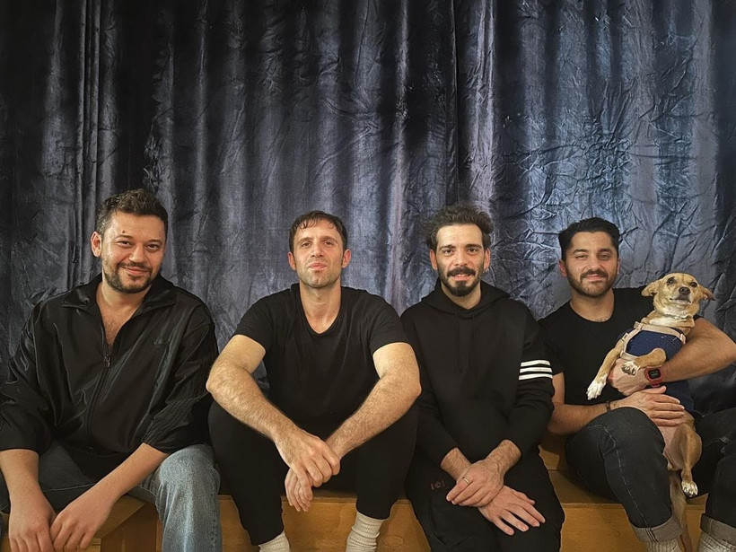 Adamlar Grubu Tüm Konserlerini İptal Etti