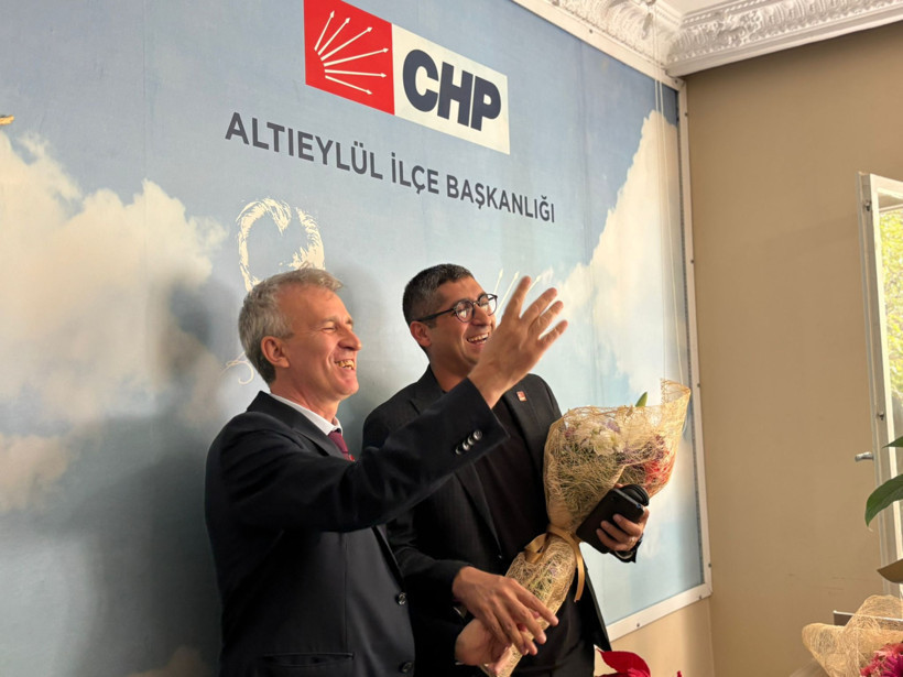 CHP Altıeylül İlçe Başkanlığı’nda Devir Teslim Töreni Gerçekleşti - 2. resim