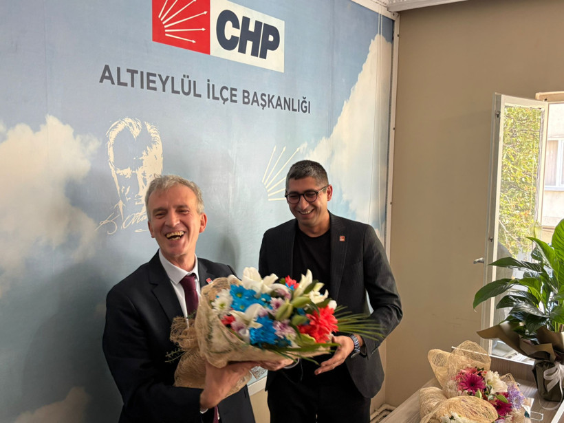 CHP Altıeylül İlçe Başkanlığı’nda Devir Teslim Töreni Gerçekleşti - 1. resim