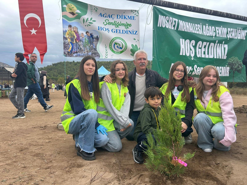 Toprağa Umut Ektiler: Nusret Köyü’nde 800 Fidan Yeşerdi - 2. resim