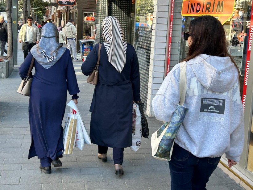 Balıkesir’de Alışveriş Çılgınlığı Başladı - 2. resim