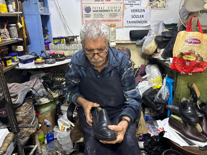 Balıkesir'de Deri Kokusu Değil Yapıştırıcı Kokusu Var! - 4. resim