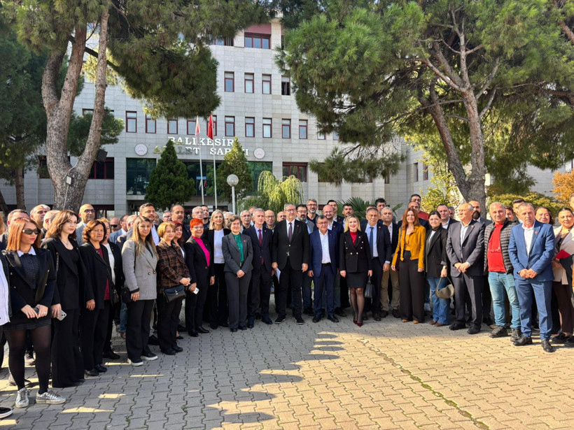 CHP Balıkesir İl Başkanı Erden Köybaşı Mazbatasını Aldı