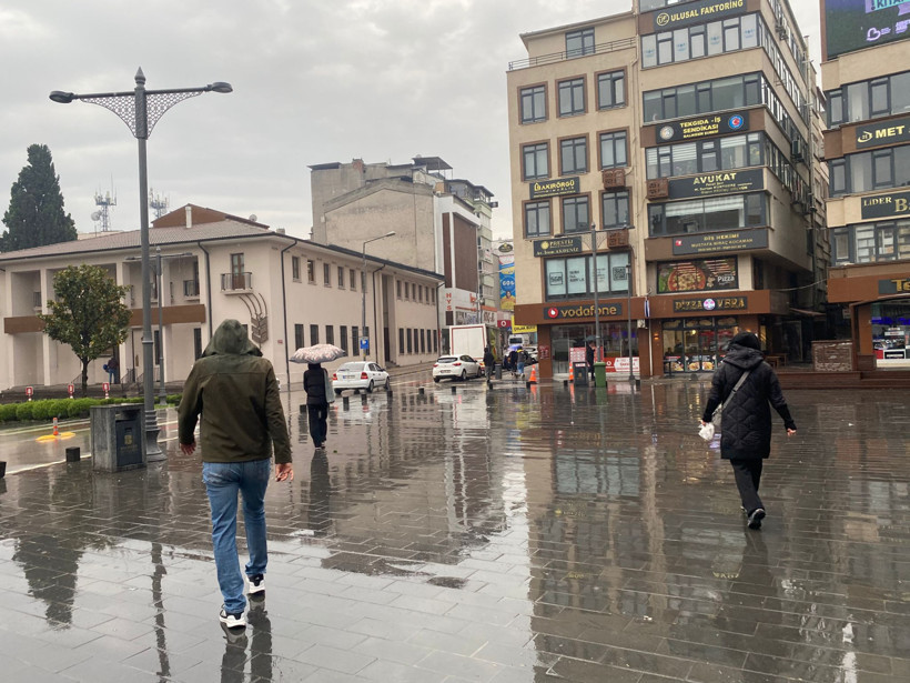 Balıkesir Griye Büründü! Hazırlıksız Dışarı Çıkmayın - 1. resim