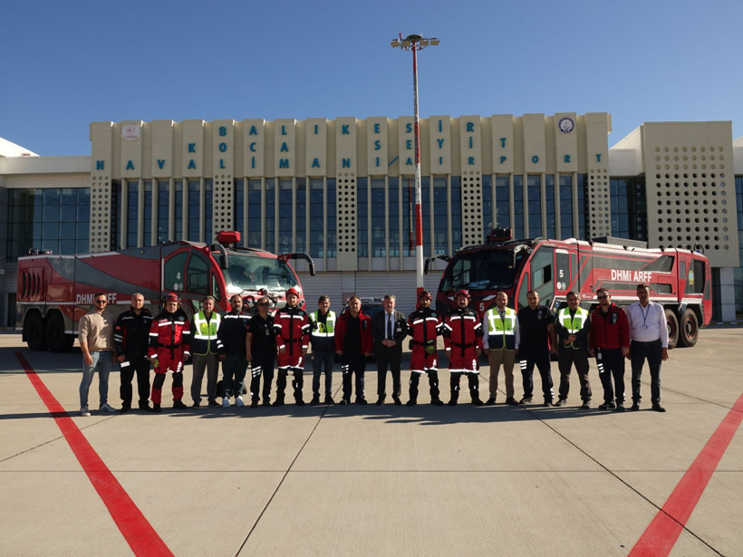 Balıkesir Kocaseyit Havalimanı'nda deprem ve yangın tatbikatı gerçekleştirildi - 3. resim
