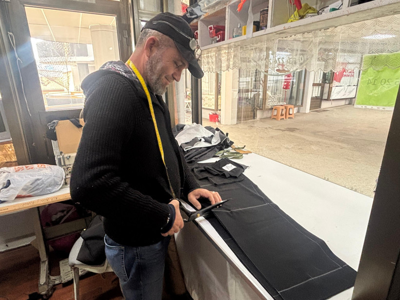 Balıkesirli Terzi Ali Yıldız: “Balıkesir Giyime Düşkündür, Ama Terziliğe Değil” - 2. resim