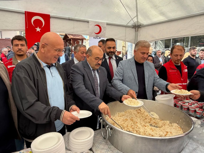 Kızılay Balıkesir’den Anlamlı Etkinlik: Şehitler İçin Pilav Hayrı - 3. resim