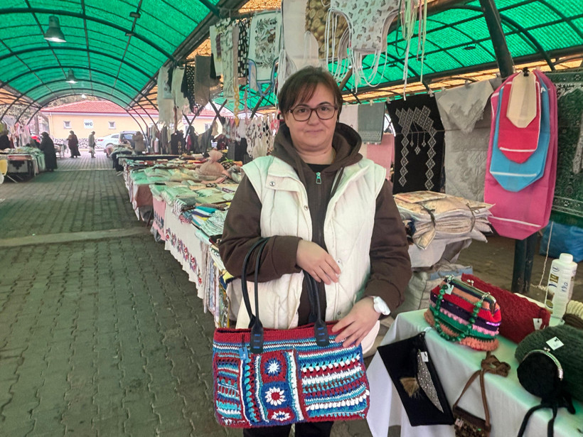 Balıkesirli Kadın Kağıt İple Tasarladı, Amerika’ya Gönderdi