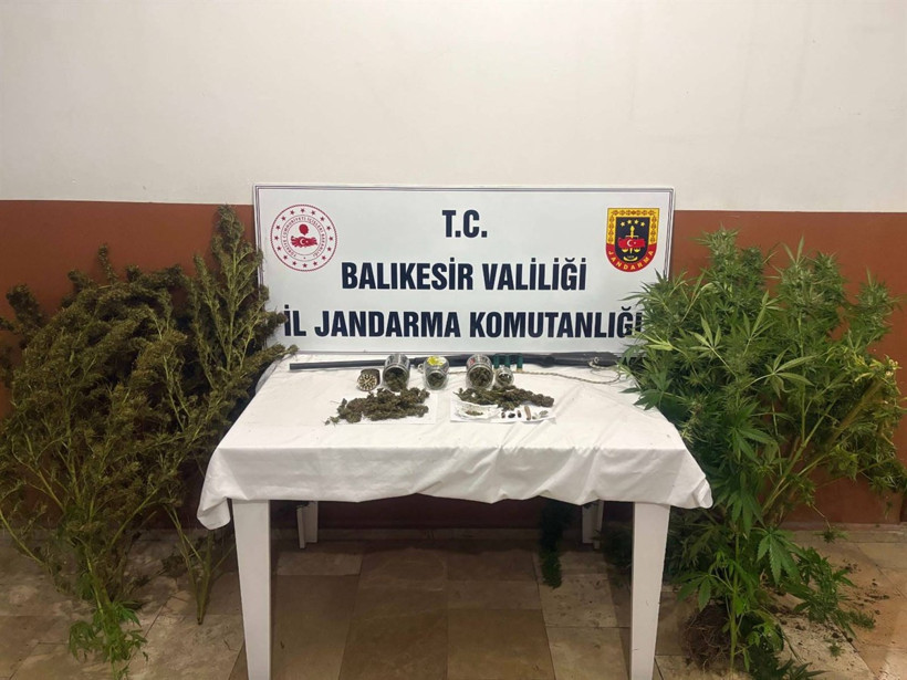 37 Şüpheli, 9 İlçe, Yüzlerce Hap: Balıkesir’de Operasyon Zinciri