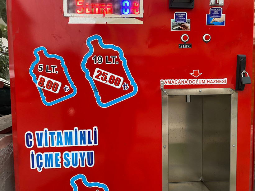 Balıkesir'de C Vitaminli Su İstasyonu Dikkat Çekiyor