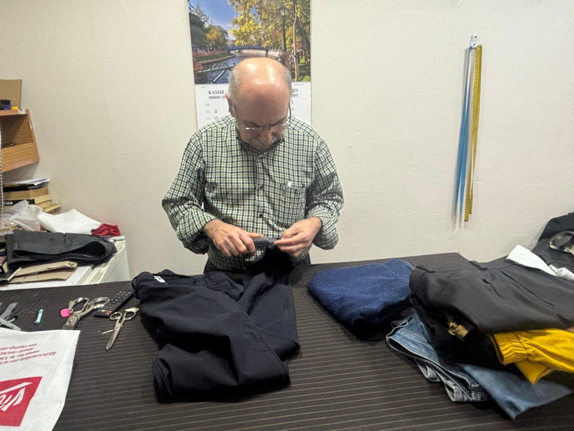 62 Yıllık Terzi Halit Karaca: “Eskiden Takım Elbise İçin Aylar Sonrasına Gün Verirdik” - 1. resim