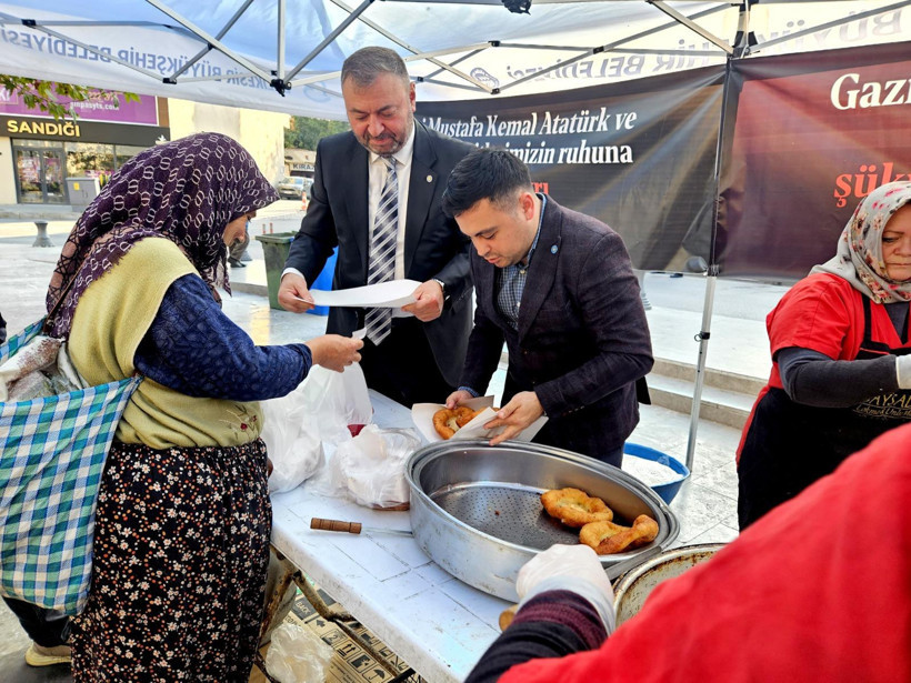 İYİ Parti’den Anlamlı 10 Kasım Etkinliği