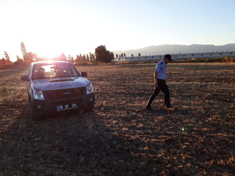 BURHANİYE O KOKUYA TESLİM - 1. resim