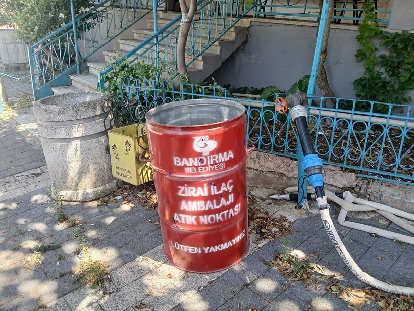 Bandırma Belediyesi’nden Kırsalda Zirai Atık Seferberliği