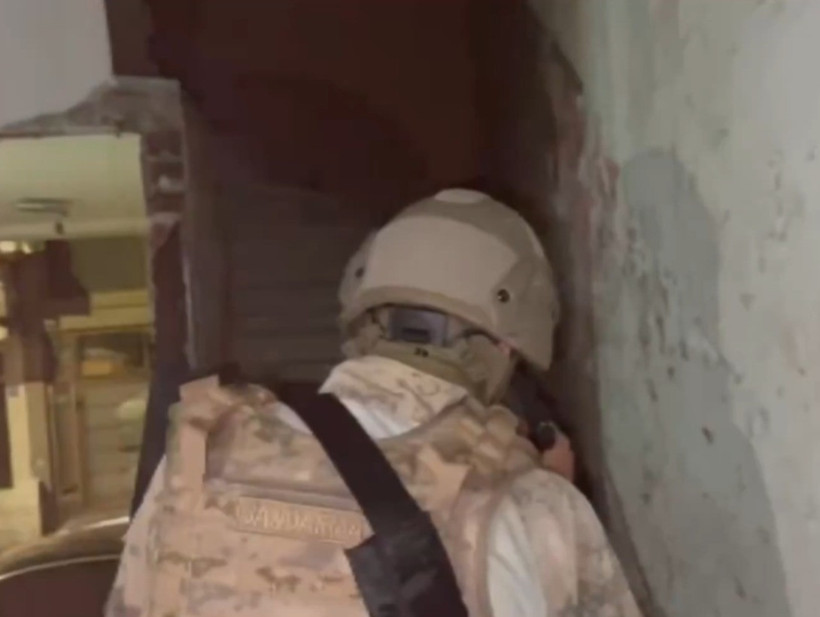 Jandarma'dan 14 İlde Şafak Operasyonu DEAŞ'a Büyük Darbe! 