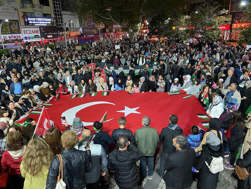 Dr. Ergün Akpınar Konuştu “Vicdanlar Ayakta” - 1. resim