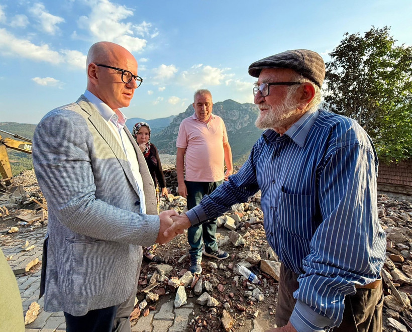 Vekil Sarı’dan Acil Çağrı: Sındırgı ‘Afet Bölgesi’ İlan Edilsin
