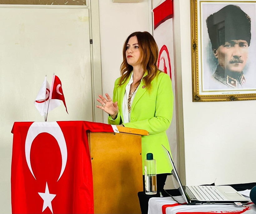 Aydınlanmanın Kadınları Bahriye Üçok'u Andı