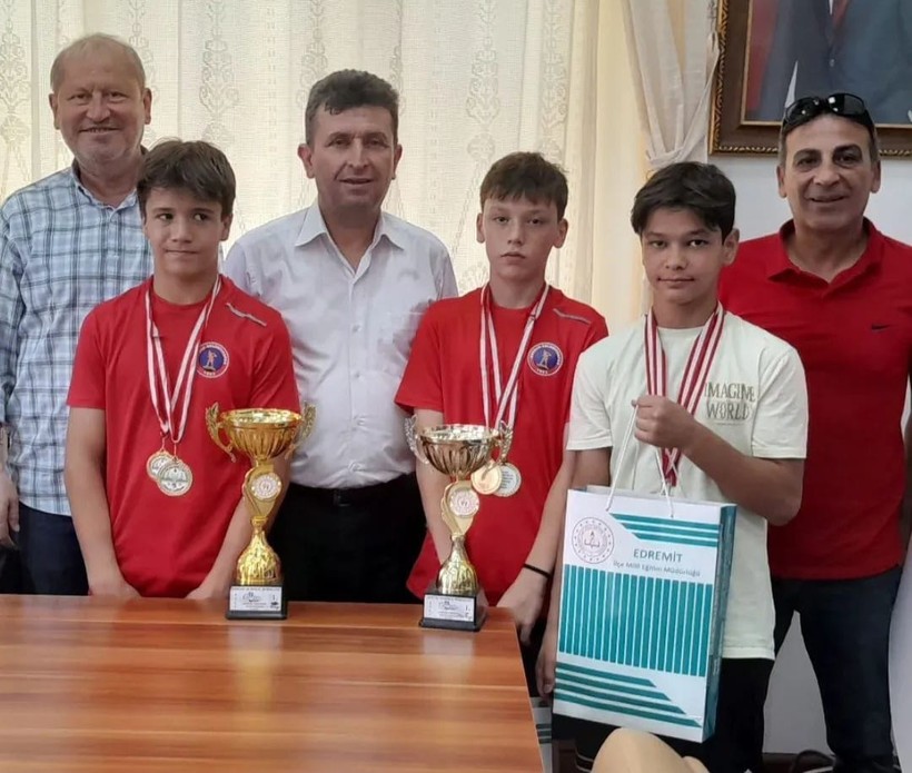  Artistik Jimnastikte Türkiye Şampiyonu Edremit'ten!