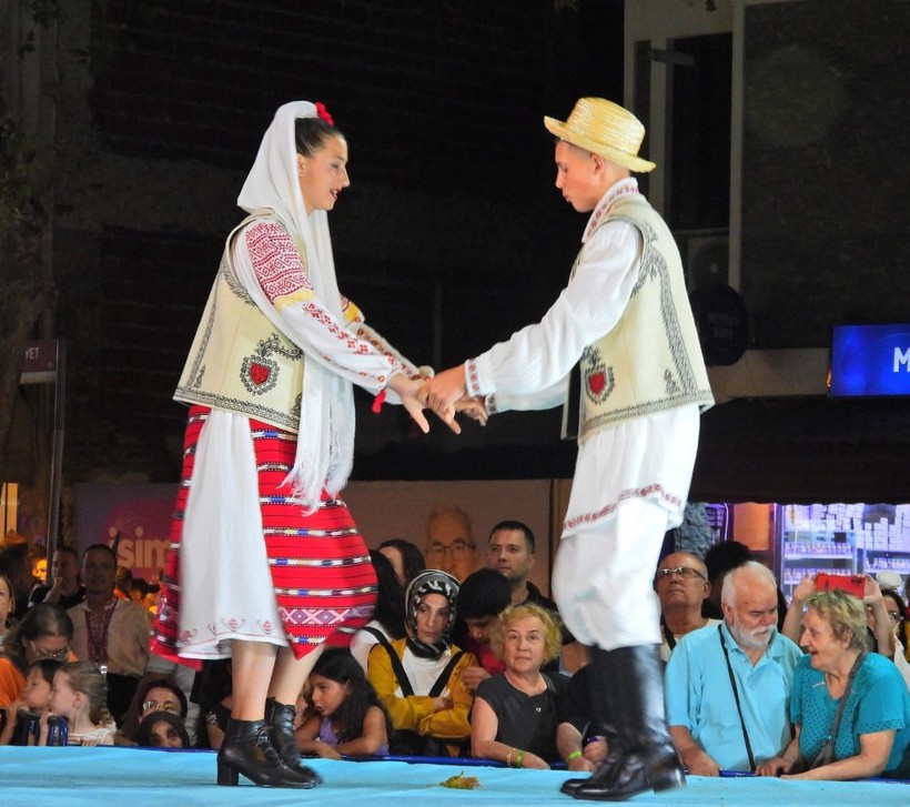Polonya’dan Kazakistan’a, Erdek’te Kültürel Buluşma 
