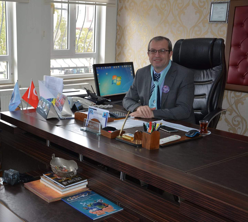 SEVİLEN MÜDÜR GÖREVİNDEN AYRILDI - 1. resim