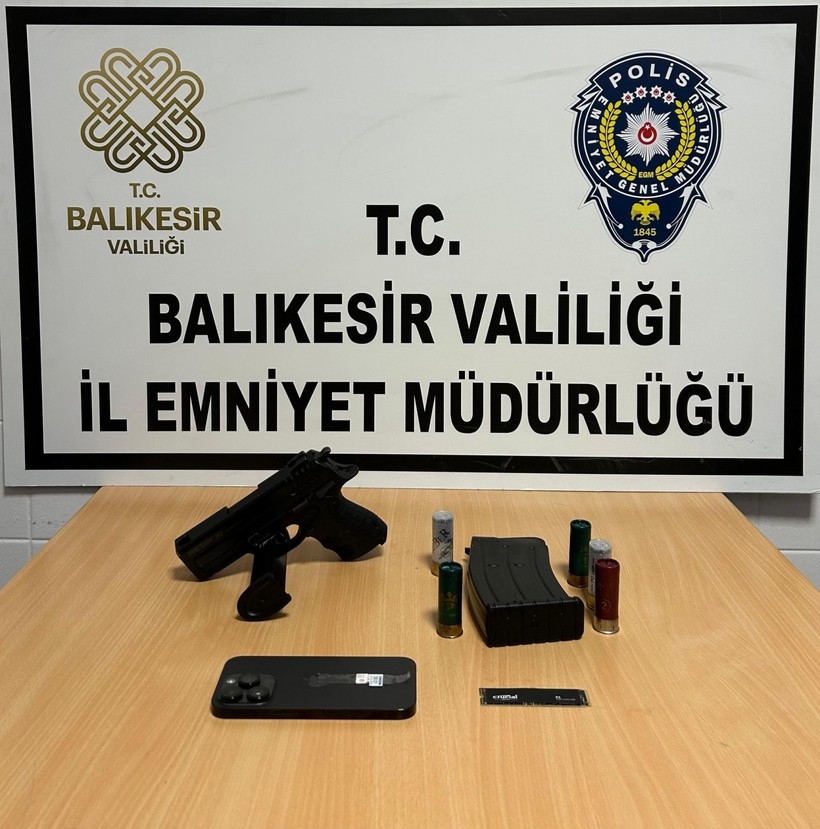  Balıkesir’de Siber Suç Operasyonu Zararlı Yazılım Satan Şahıs Tutuklandı