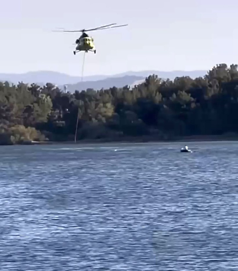 Helikopter Su Aldı, Balıkçı Canını Zor Kurtardı!