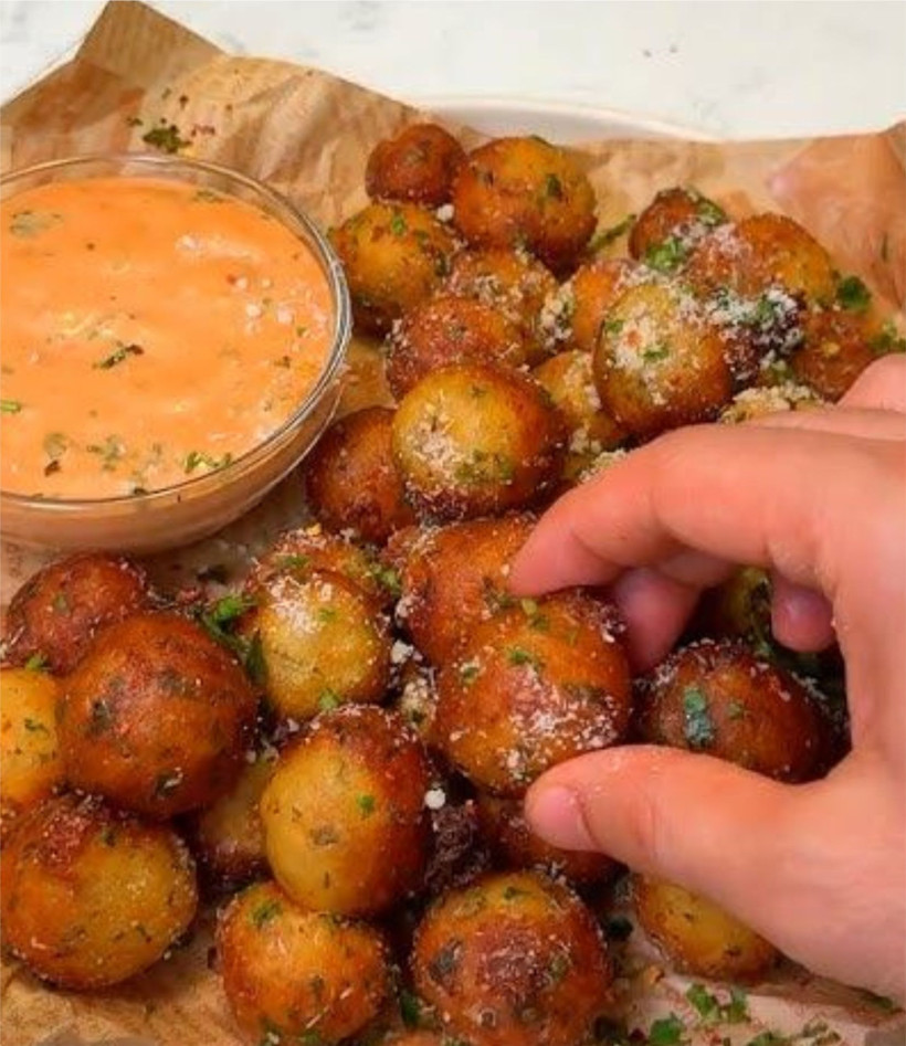 Çıtır Cheddarlı Patates Topu Tarifi - 1. resim