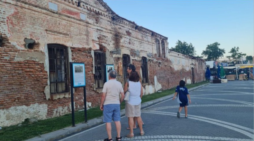 Güre’deki Tarihi Zeytinyağı Fabrikası Zamana Meydan Okuyor