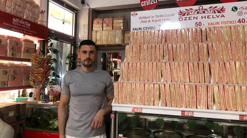 Balıkesir’in 4. Kuşak Helvacısı Konuştu: “Aynı Tarifle Yaptım, Kazanın İçinde Taşa Döndü”