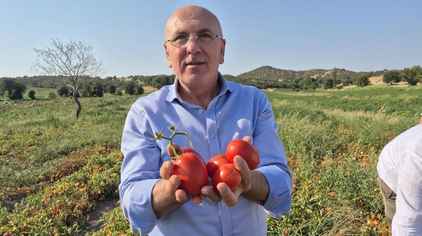 Milletvekili İsmail Ok, Sındırgı’da Esnaf ve Üreticiyle Buluştu