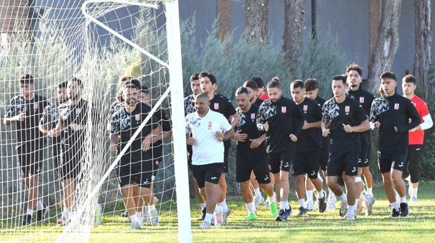 Balıkesirspor, Karşıyaka Maçı Hazırlıklarını Sürdürüyor