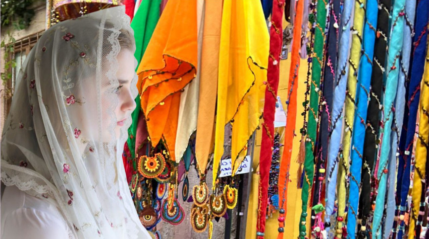 Balıkesir’de Tülbentler Neden Birdenbire Moda Oldu?