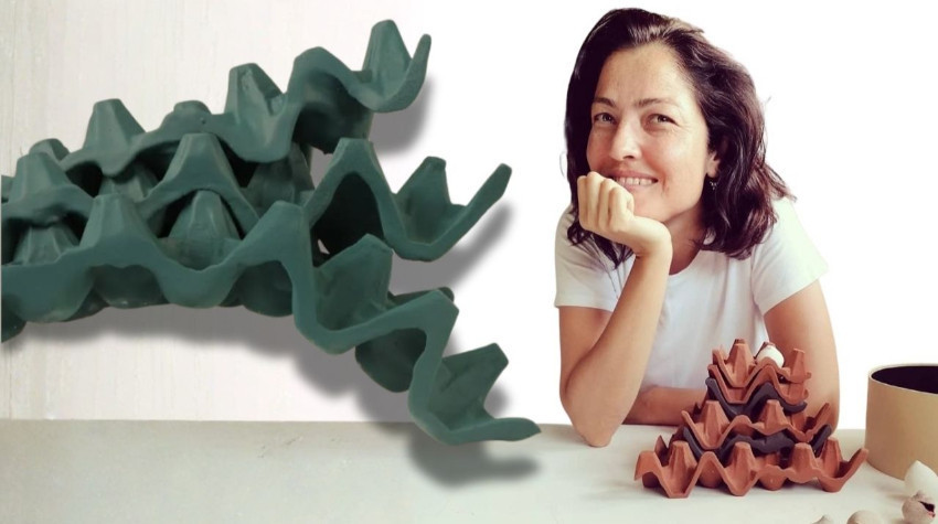 Kromatik Diyaloglar: Ayşe Canbolat’tan viyol ve kadın temalı seramik yolculuğu