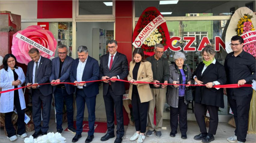 Göksel Gümüş’ten Kocaavşar’a Yeni Eczane Hizmeti