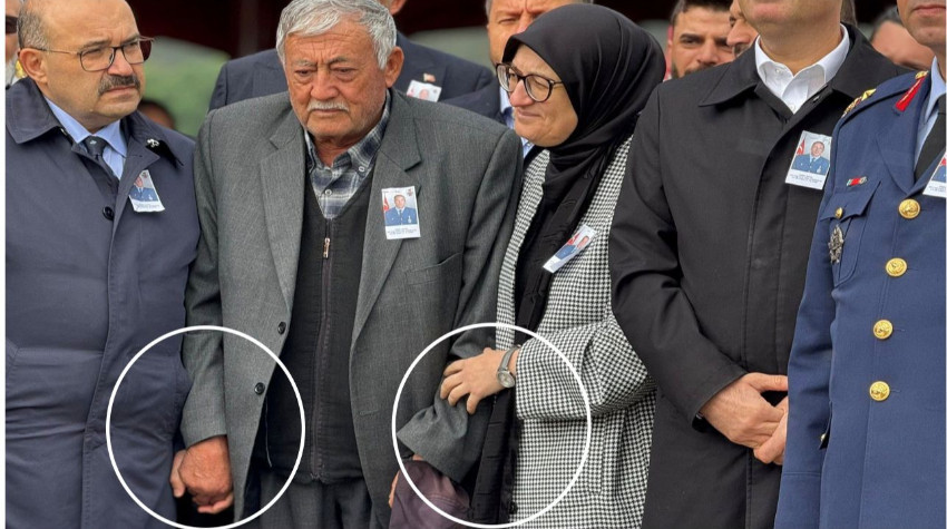 Vali ve Belgin Uygur Şehit Babasının Elini Bırakmadı