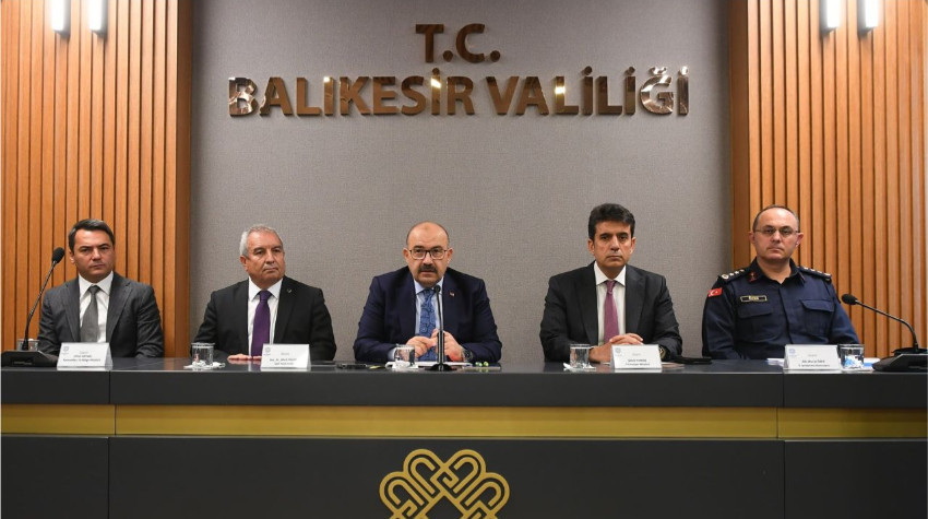 Kış Trafiğinde Yeni Dönem: Vali Ustaoğlu’nun Toplantısında Hangi Kritik Kararlar Alındı